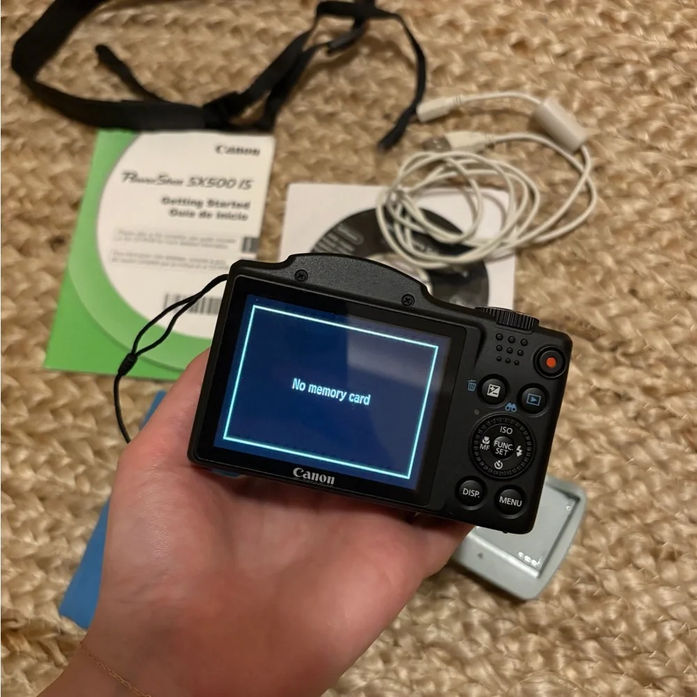 Canon Powershot Sx500 IS Point and shoot digital camera
